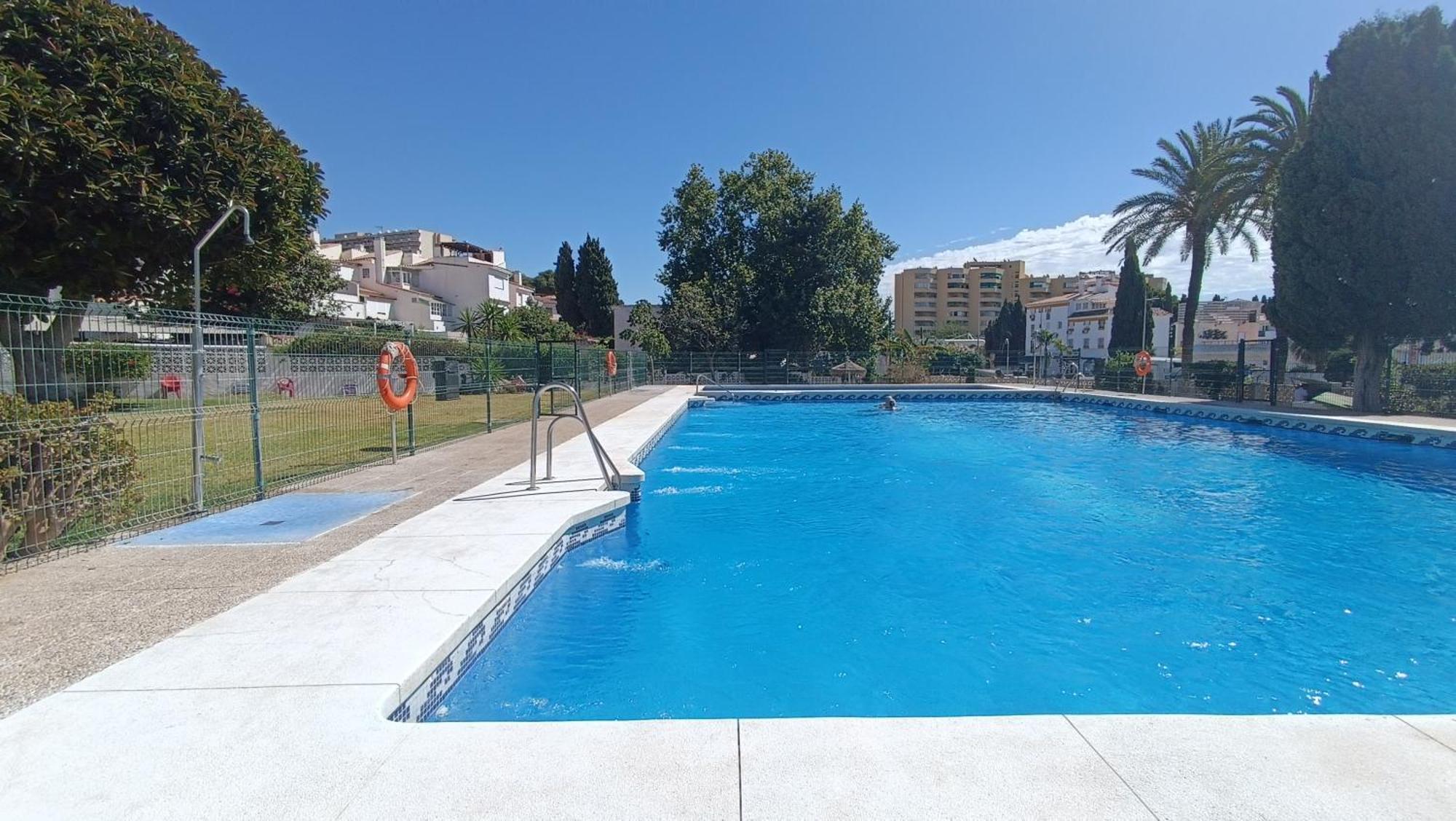 Mar Del Sur Apartment Benalmadena Bagian luar foto